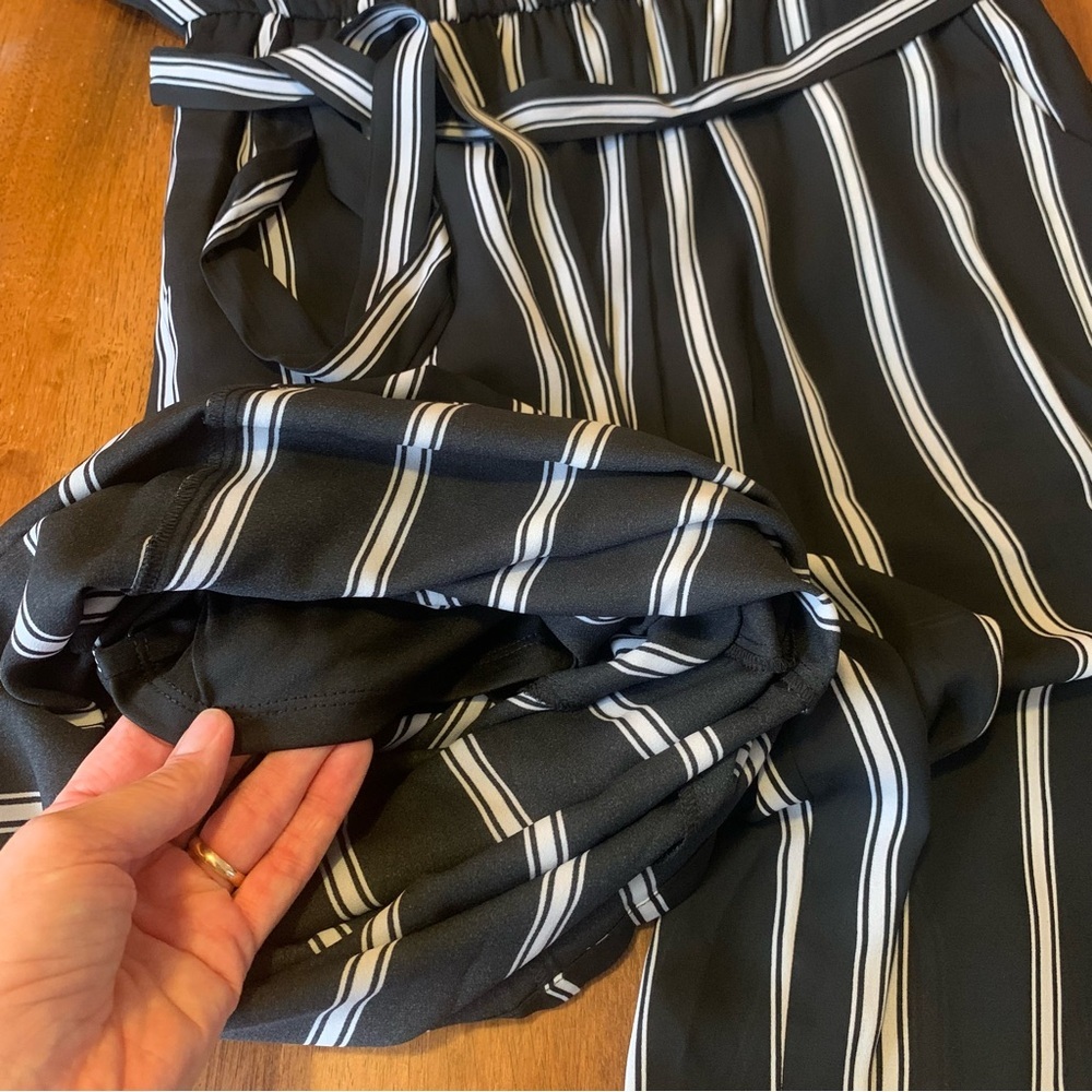 Luxology Jumpsuit 10 Black and White Striped Belt Tie Sleeves Wide leg pants - Picture 7 of 12